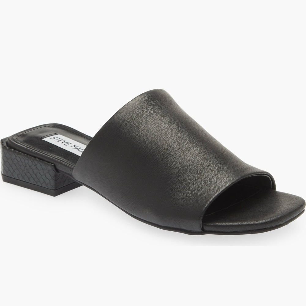 Steve Madden Anders sandals in black, size 9